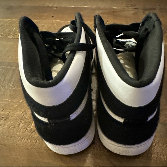 Size 8W- Air Jordan 1 Retro OG High Twist Good CONDITION (CD0461-007) - Picture 6 of 7